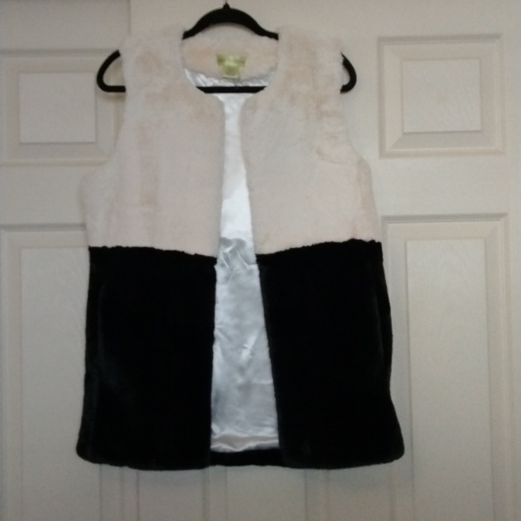 Heurueh faux fur color block vest - Picture 7 of 7